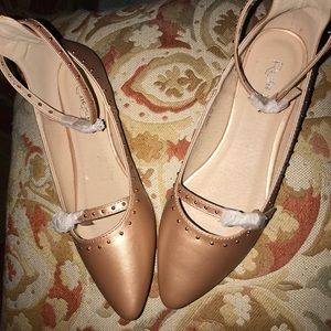 Shoes rose gold